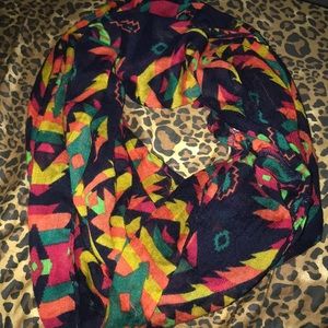 Kirra infinity scarf